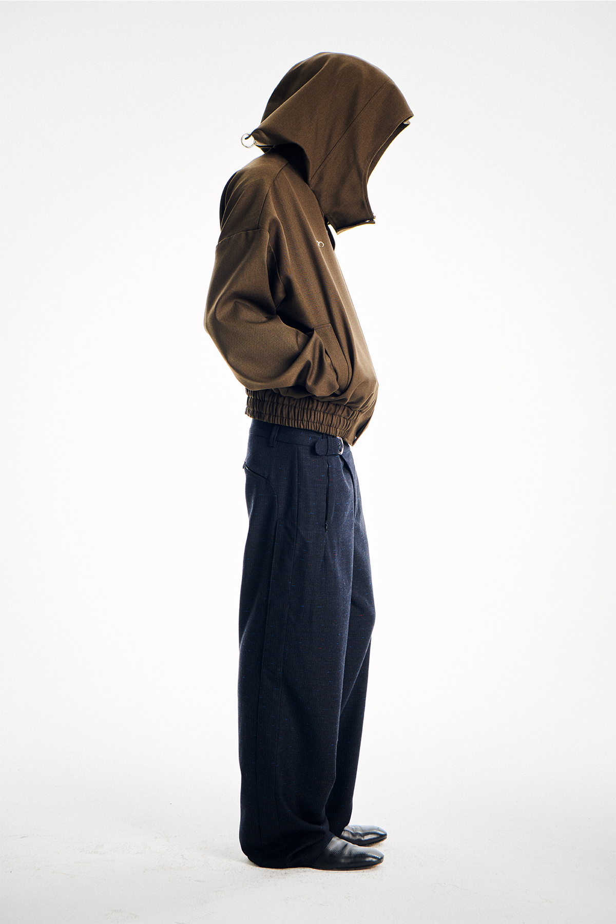 26AW J01B