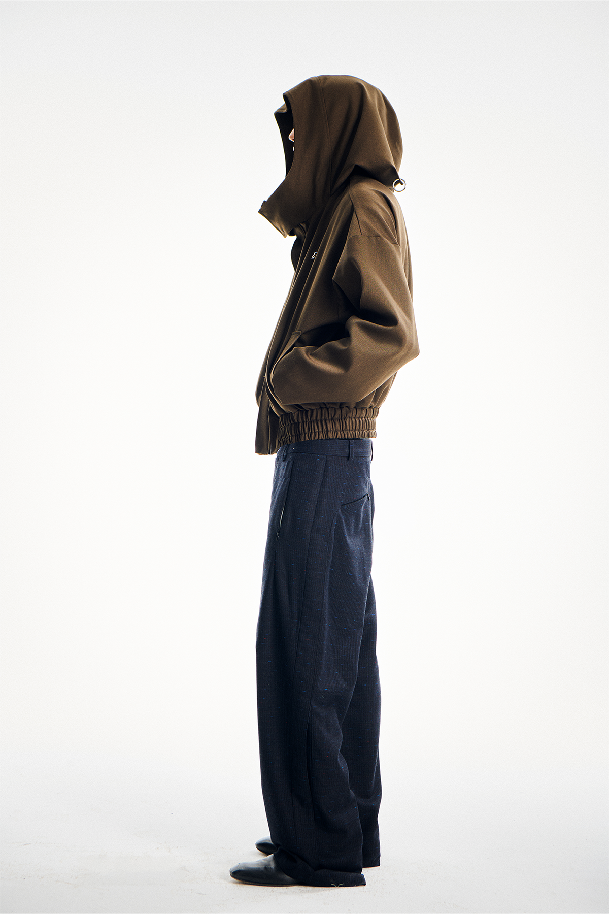 26AW J01B